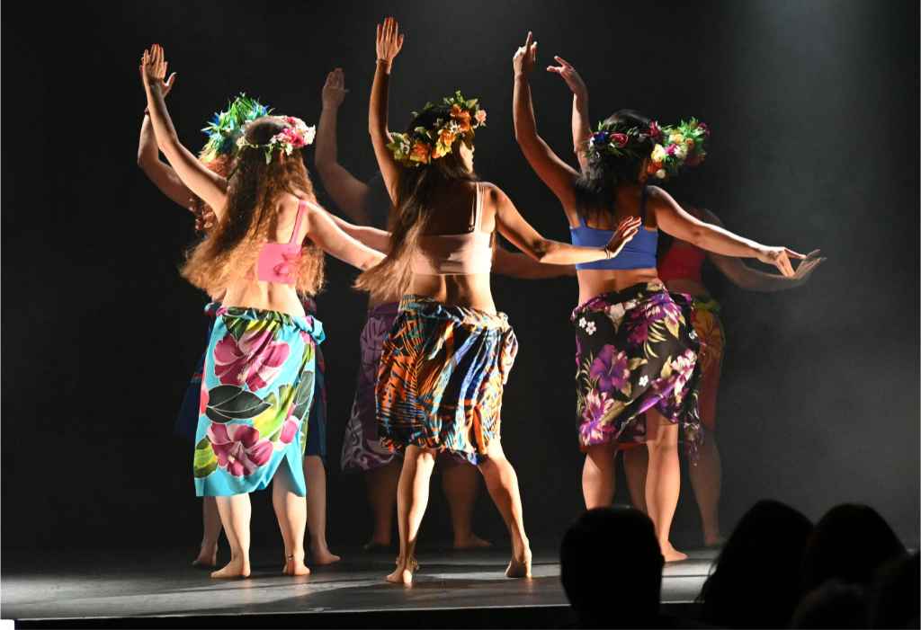 Showprojekt Aparima-Otea-Mix - Ori Tahiti / Tahitianischer Tanz - Werkschau OT pur - Foto: Springmausmedia