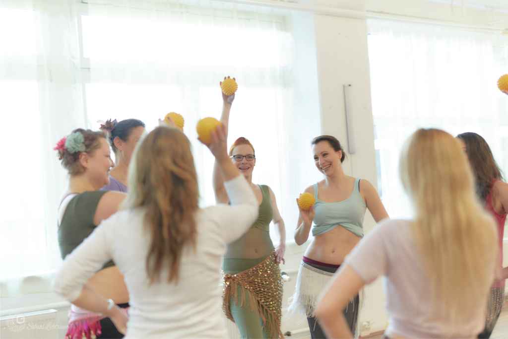 Einsteigerworkshop Bauchtanz im OT pur in Frankfurt - Foto: Sabuas Lichtraum