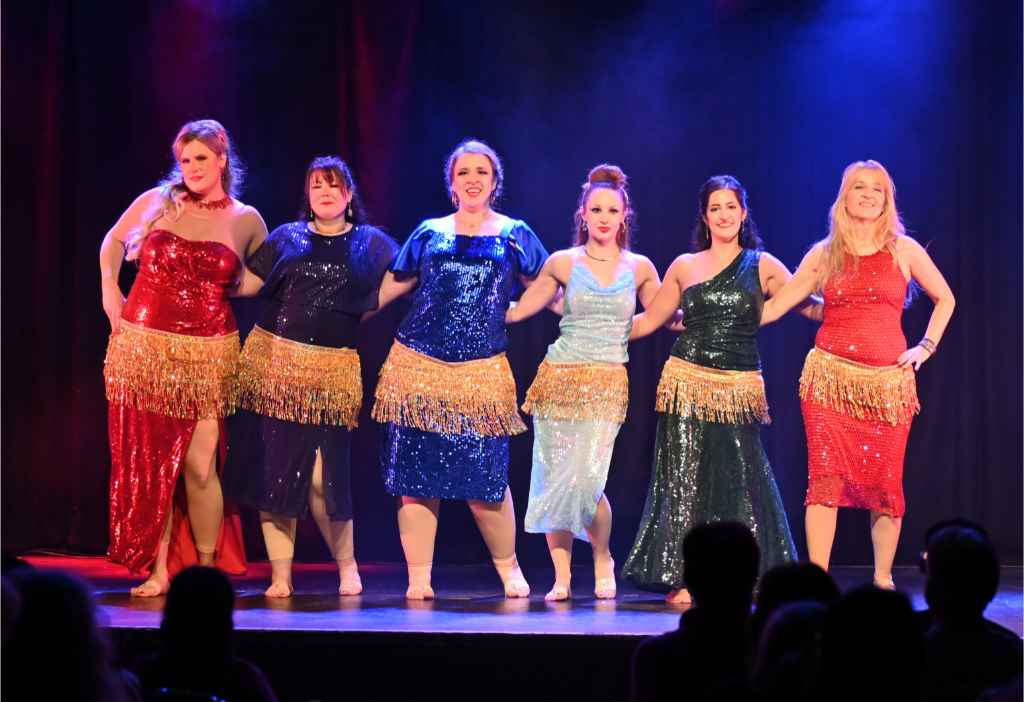 „Esma'any“ – Bellydance trifft Cabaret - Showprojekt in Frankfurt - Foto: Springmausmedia